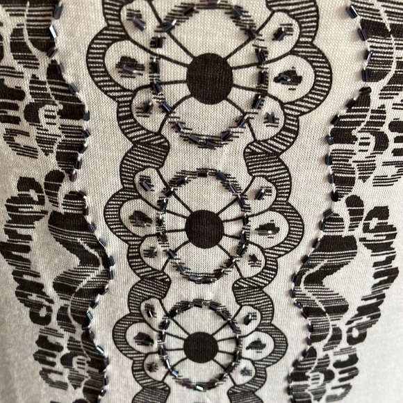 Super fun cream w/ grey pattern with grey beads and race back w/ beaded straps - Picture 4 of 15